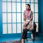 Arisha Chowdary BY ZS Embroidered Lawn AC18L 12