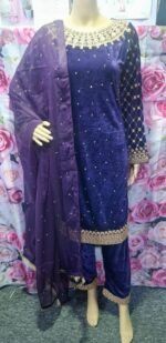 Ready to wear velvet mother daughter suits.Small to xxl and 26-36 girls - Image 13